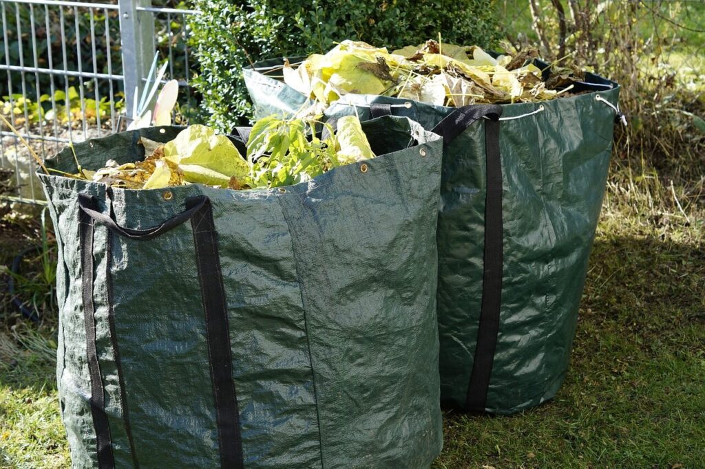 garden waste, fall, garden garbage, green waste, chopping area, clean up, gardening, winterize, nature, work, section, tree pruning, garden waste, garden waste, garden waste, garden waste, garden waste, green waste